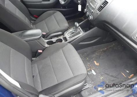 2017 Kia Forte Lx z USA, uszkodzony, nr VIN 3KPFK4A70HE158512